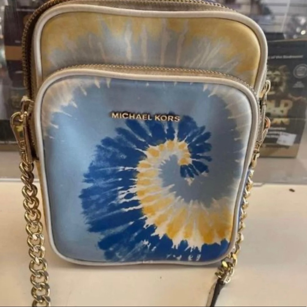 Michael kors purse